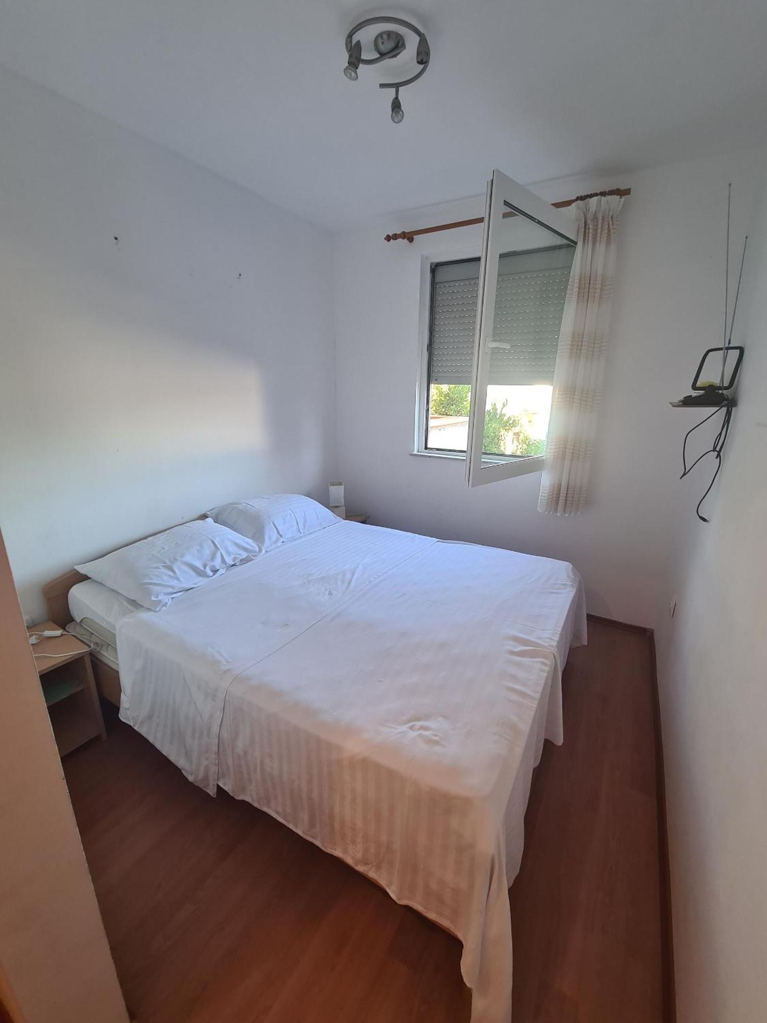 Apartments With A Parking Space Cizici, Krk - 15415 Малинска Екстериор снимка